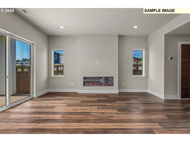 $719,950 | 12343 Southeast Falling Rain Way, Happy Valley, OR 97086