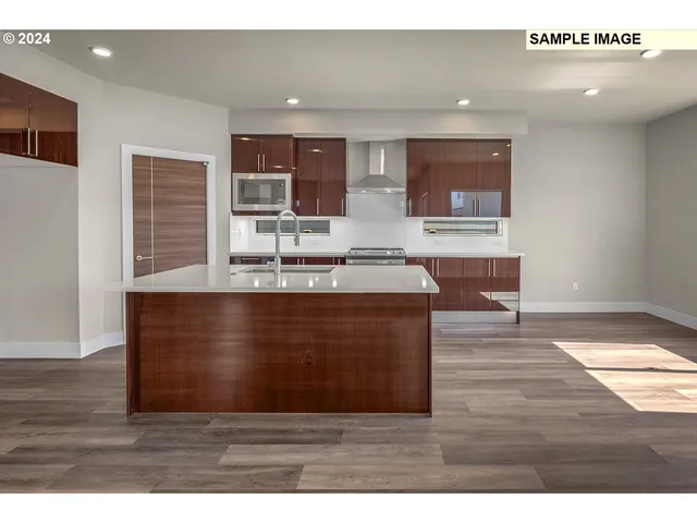 $719,950 | 12343 Southeast Falling Rain Way, Happy Valley, OR 97086