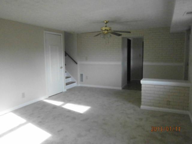 3793 Adell Road Columbus, OH 43228 - Photo 6 of 15 Gallery Image 6