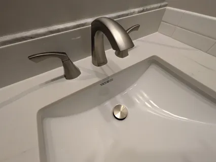 a close view of sink