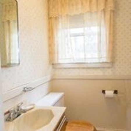 35 Gorham Road Belmont, MA 02478 - Photo 10 of 20 Gallery Image 10