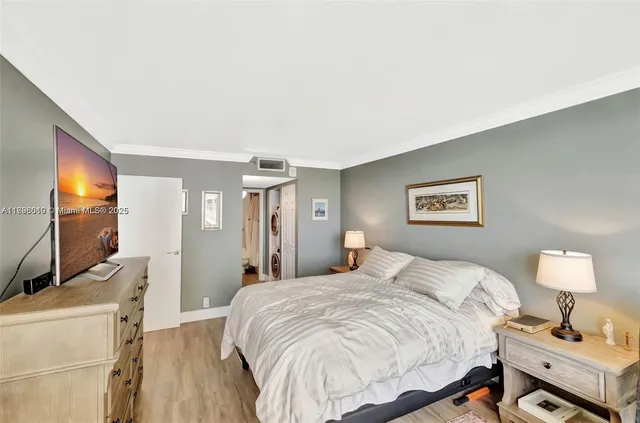 a view of bathroom with washer and dryer