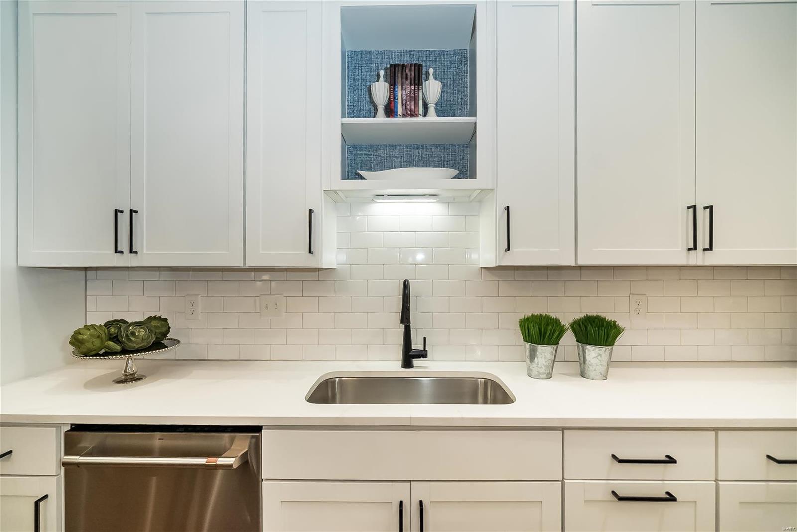 1325 Spring Snow Drive Frontenac, MO 63131 - Photo 13 of 50