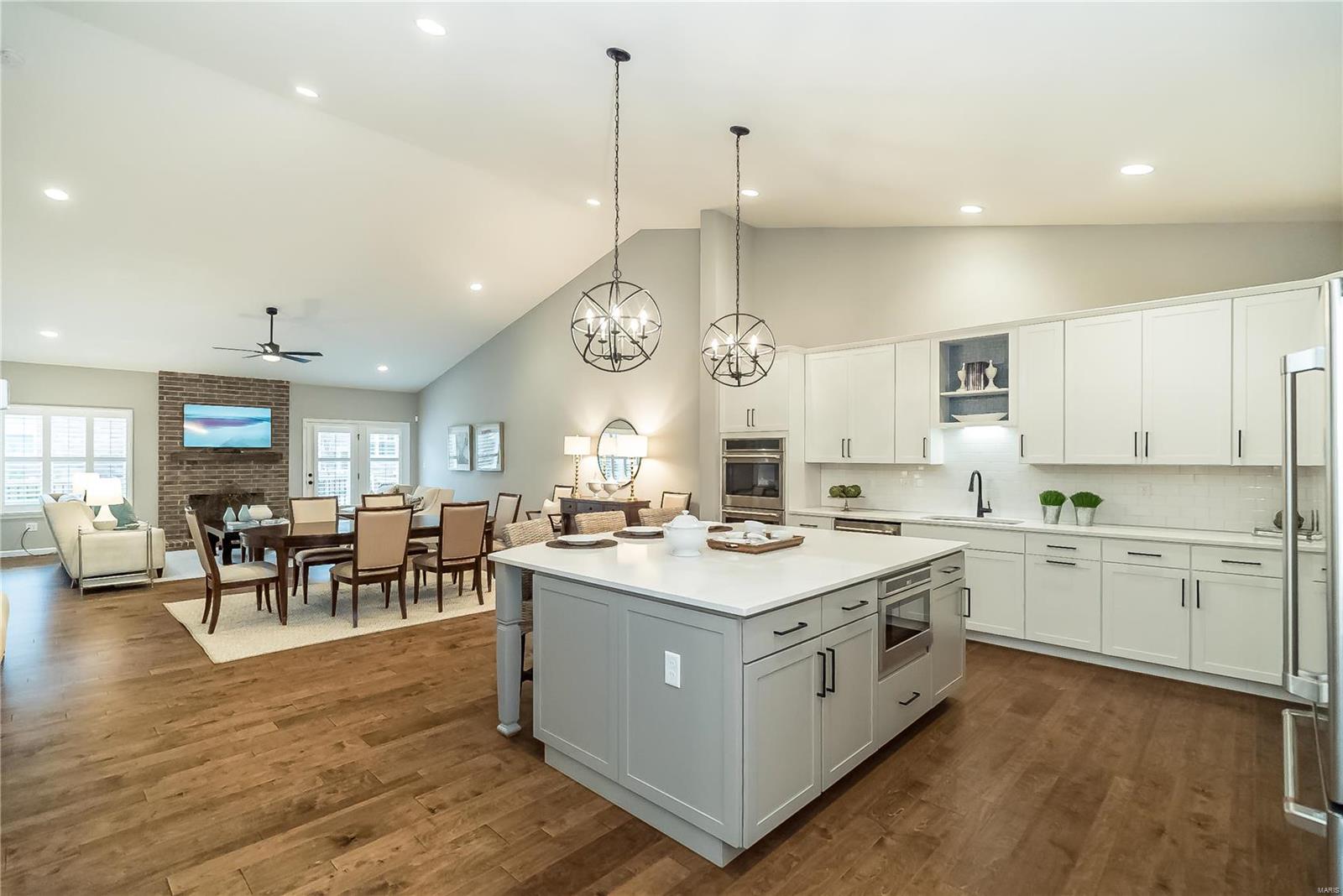 1325 Spring Snow Drive Frontenac, MO 63131 - Photo 9 of 50