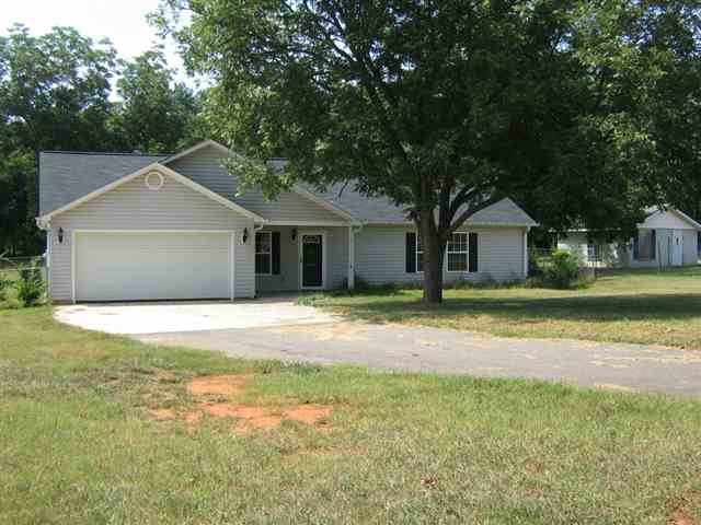 204 Reedy Fork Road Greenville, SC 29605 - Photo 1 of 9 Gallery Image 1
