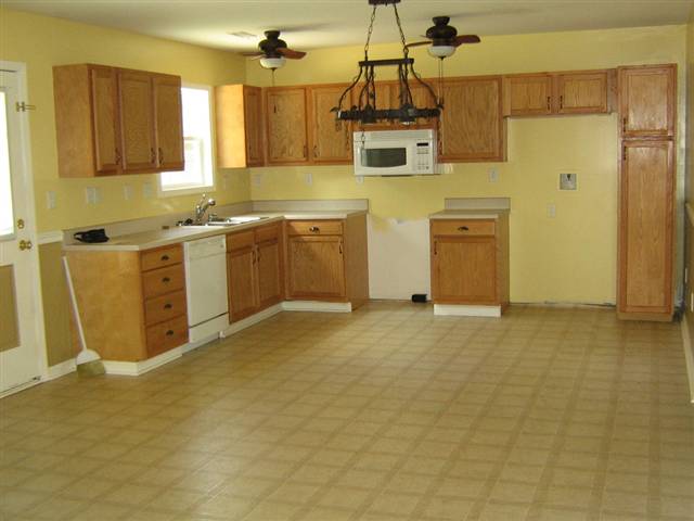204 Reedy Fork Road Greenville, SC 29605 - Photo 2 of 9 Gallery Image 2