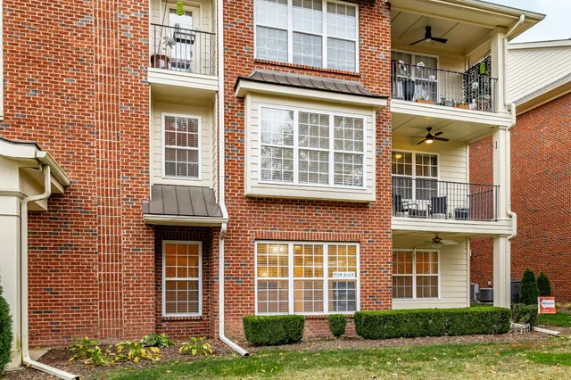 $449,900 | 3201 Aspen Grove Drive, Unit C3, Franklin, TN 37067