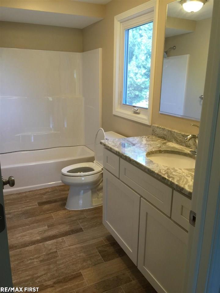 865 Langley Court Rochester Hills, MI 48309 - Photo 16 of 43