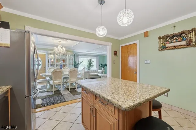 $920,000 | 391 Ave East, Bayonne, NJ 07002