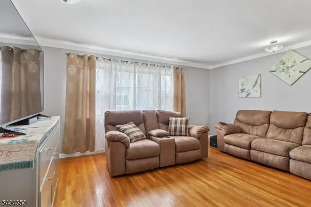 $920,000 | 391 Ave East, Bayonne, NJ 07002