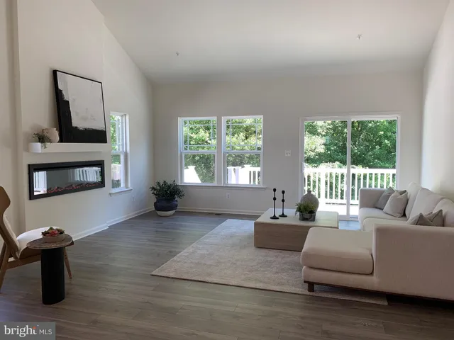 $529,888 | 216 Heron Circle, New Castle, DE 19720