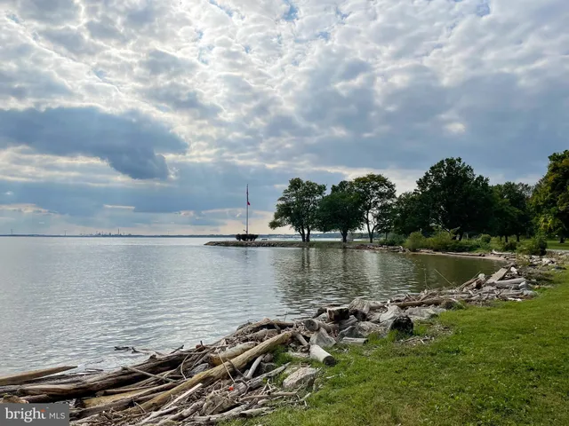 $529,888 | 216 Heron Circle, New Castle, DE 19720