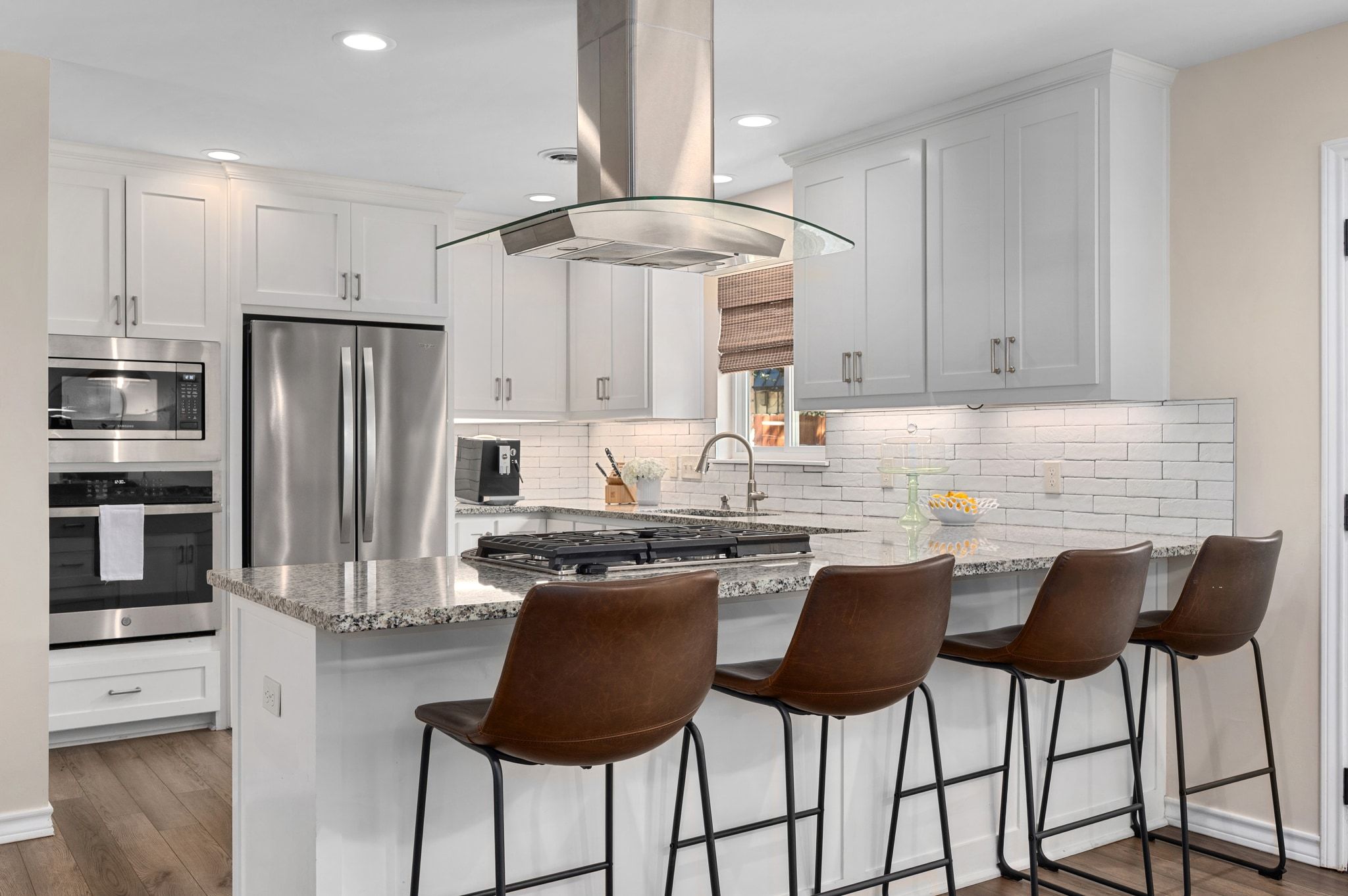 5605 Exeter Drive Austin, TX 78723 - Photo 2 of 32