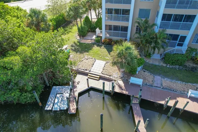 $3,750 | 1960 Oregon Trail, Unit 2A, Englewood, FL 34224