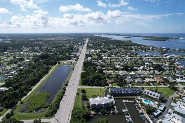 $3,750 | 1960 Oregon Trail, Unit 2A, Englewood, FL 34224