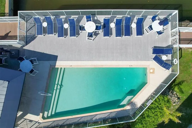 $3,750 | 1960 Oregon Trail, Unit 2A, Englewood, FL 34224