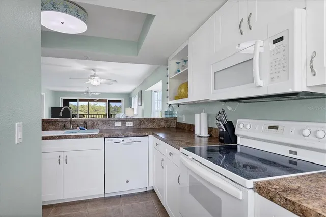 $3,750 | 1960 Oregon Trail, Unit 2A, Englewood, FL 34224