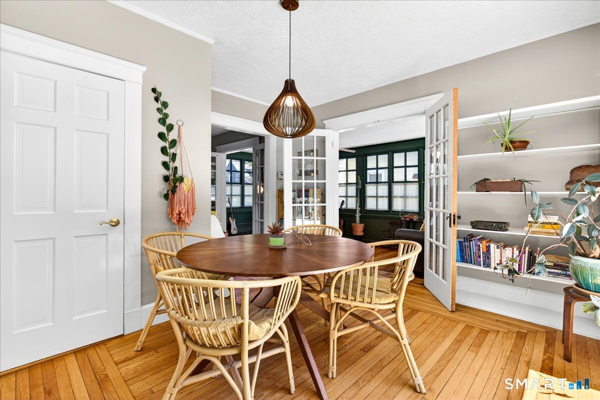 28 Thornton Street Hamden, CT 06517 - Photo 10 of 37