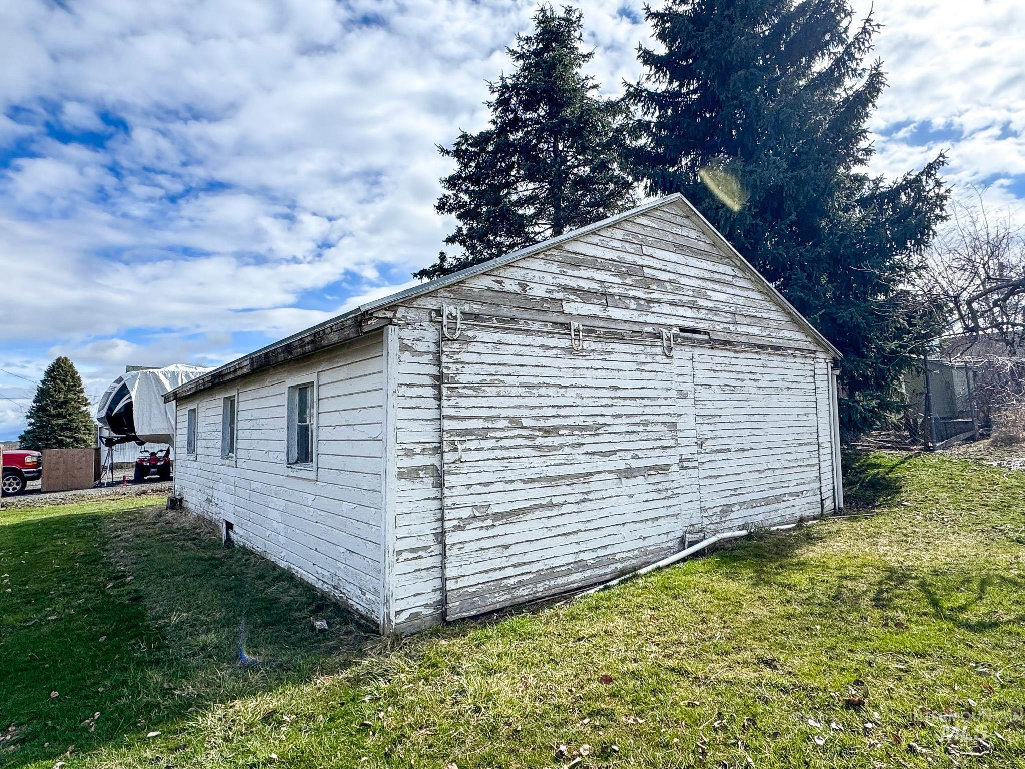 703 College Street Colton, WA 99113 - Photo 41 of 50