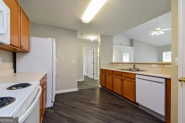 $1,905 | 10320 Deep Creek Cove, Union City, GA 30291