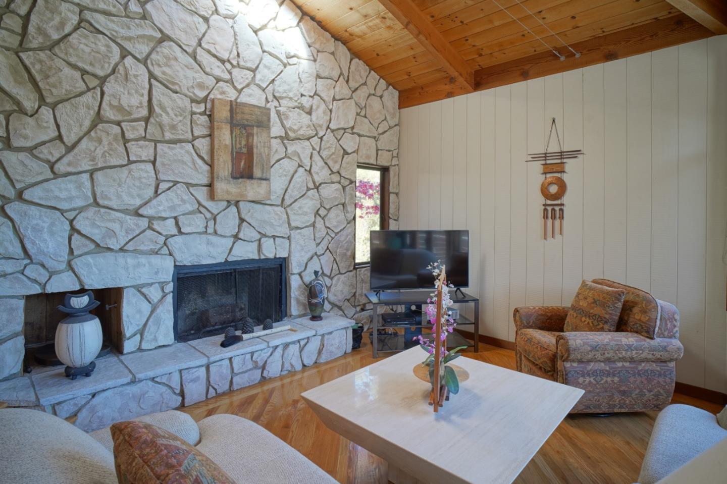 24755 Summit Field Road Carmel, CA 93923 - Photo 4 of 49 Gallery Image 4