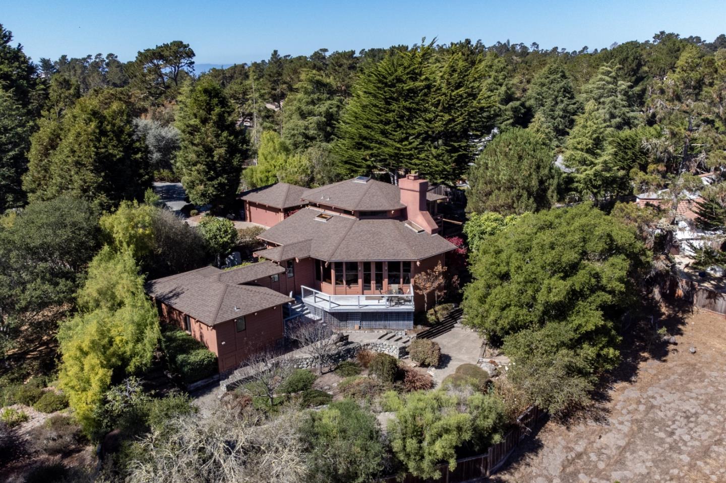 24755 Summit Field Road Carmel, CA 93923 - Photo 35 of 49 Gallery Image 35