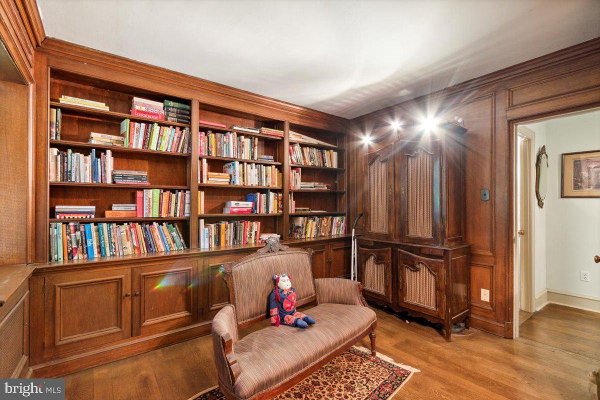1402 Pepper Road Jenkintown, PA 19046 - Photo 13 of 45 !st Floor Library
