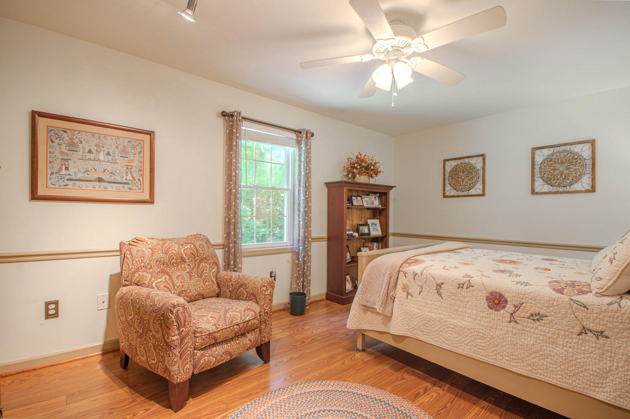 7301 Topaz Court Hebron, MD 21830 - Photo 23 of 47 Bedroom 2