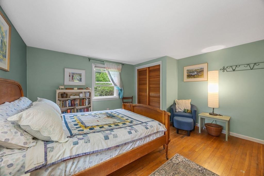 105 Taramac Road Barnstable, MA 02632 - Photo 20 of 34