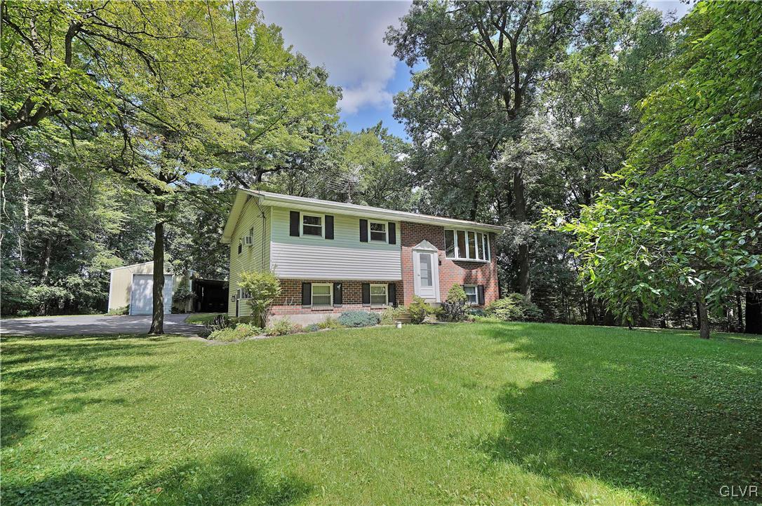 633 Almond Road Walnutport, PA 18088 - Photo 5 of 31 Gallery Image 5
