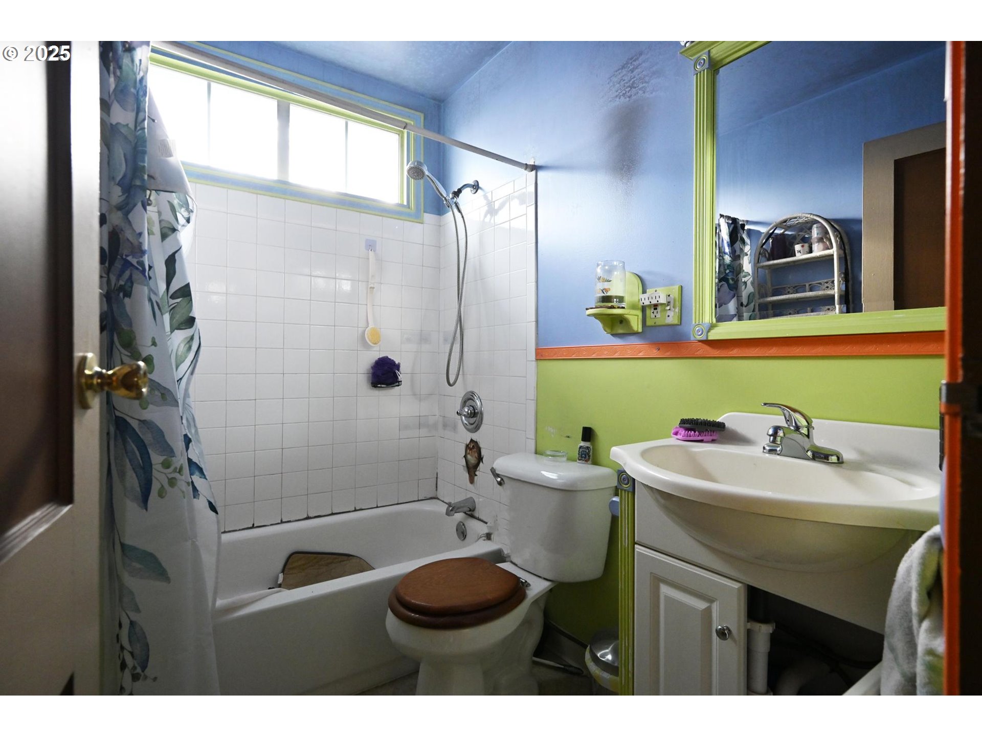 7118 Southeast Nehalem Street Portland, OR 97206 - Photo 7 of 12