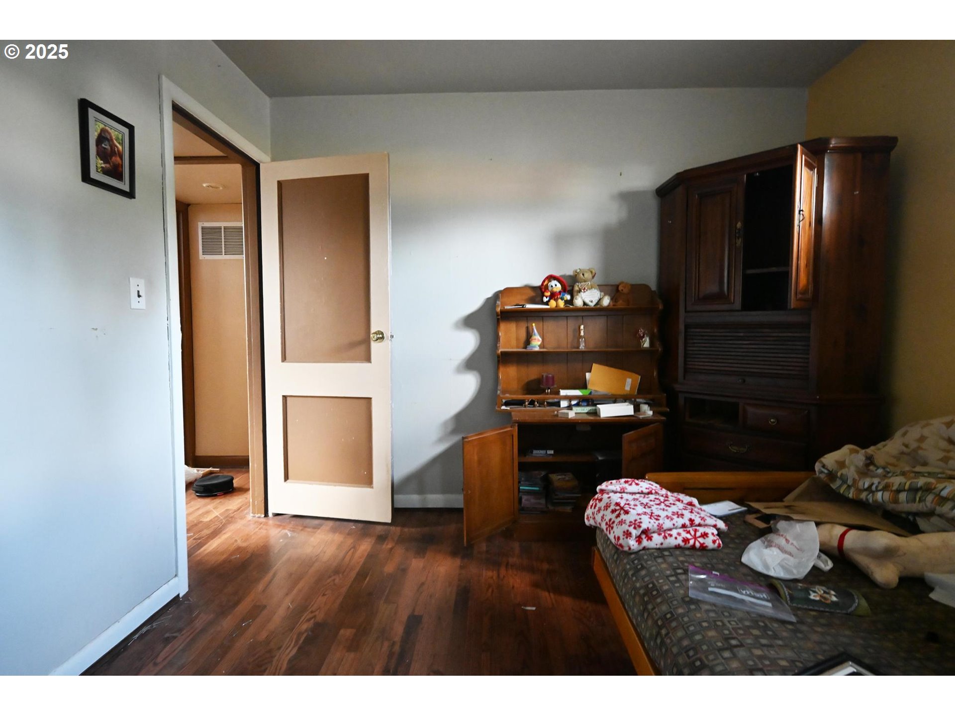 7118 Southeast Nehalem Street Portland, OR 97206 - Photo 9 of 12