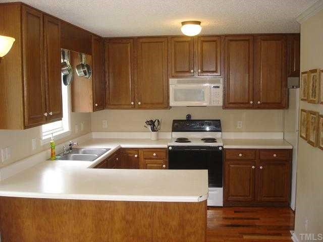 1205 Sunswept Circle Raleigh, NC 27603 - Photo 3 of 10