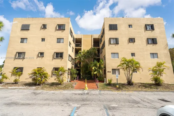 $189,000 | 8615 Northwest 8th Street, Unit 421, Miami, FL 33126