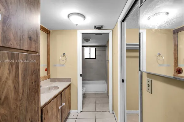 $189,000 | 8615 Northwest 8th Street, Unit 421, Miami, FL 33126