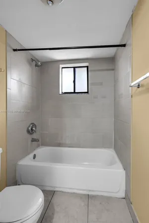 $189,000 | 8615 Northwest 8th Street, Unit 421, Miami, FL 33126