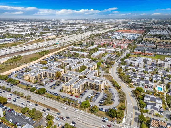 $189,000 | 8615 Northwest 8th Street, Unit 421, Miami, FL 33126