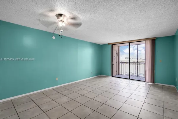 $189,000 | 8615 Northwest 8th Street, Unit 421, Miami, FL 33126