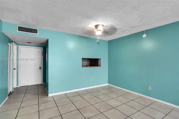 $189,000 | 8615 Northwest 8th Street, Unit 421, Miami, FL 33126
