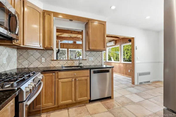 $7,500 | 317 Hornidge Road, Mamaroneck, NY 10543