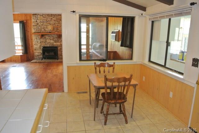 209 Oak Ridge Road Hendersonville, NC 28792 - Photo 5 of 24 Gallery Image 5