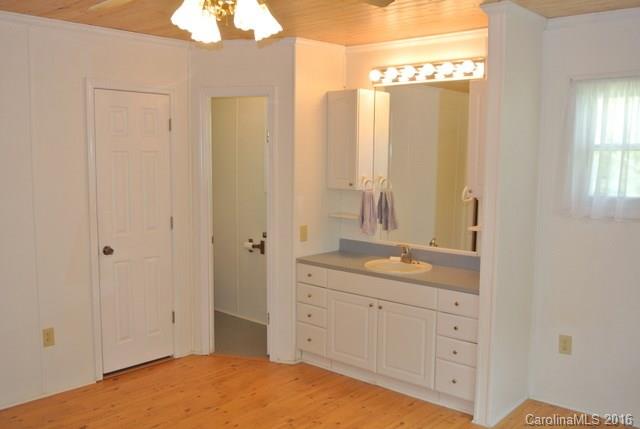 209 Oak Ridge Road Hendersonville, NC 28792 - Photo 9 of 24 Gallery Image 9