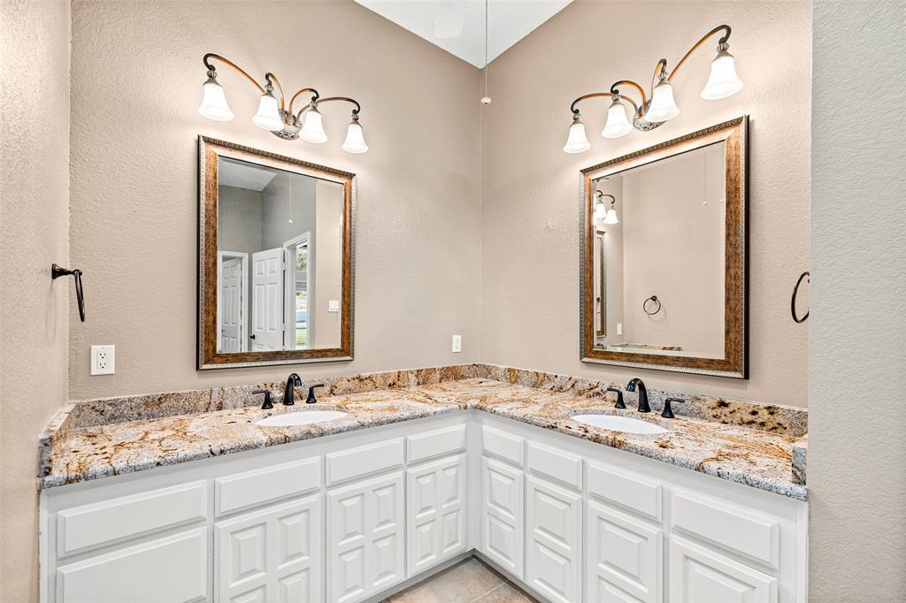 10100 Ravenswood Road Granbury, TX 76049 - Photo 20 of 40