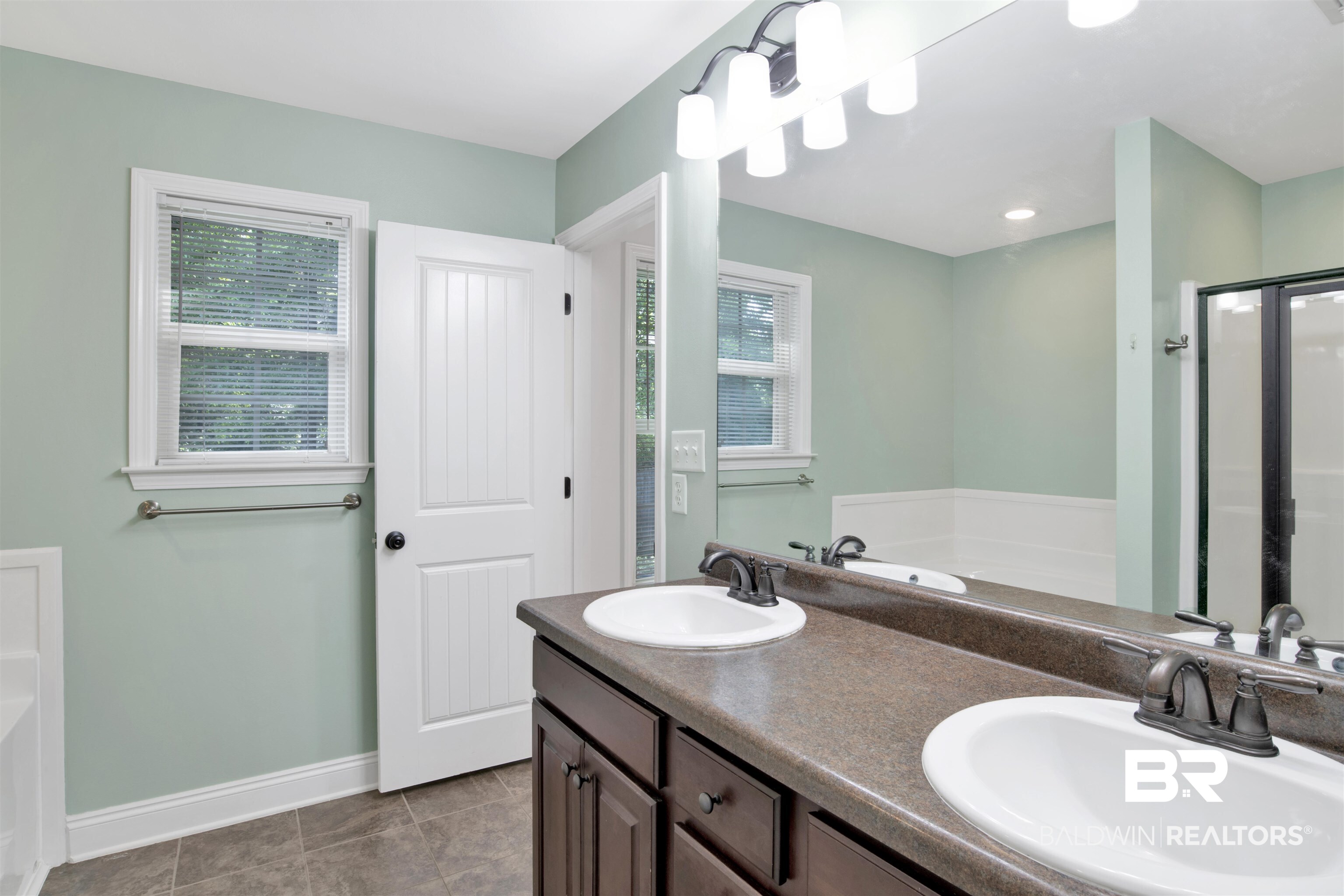 970 Tudor Lane Mobile, AL 36695 - Photo 14 of 25