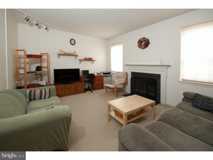 273 Avonwood Road Kennett Square, PA 19348 - Photo 10 of 25 Family Room