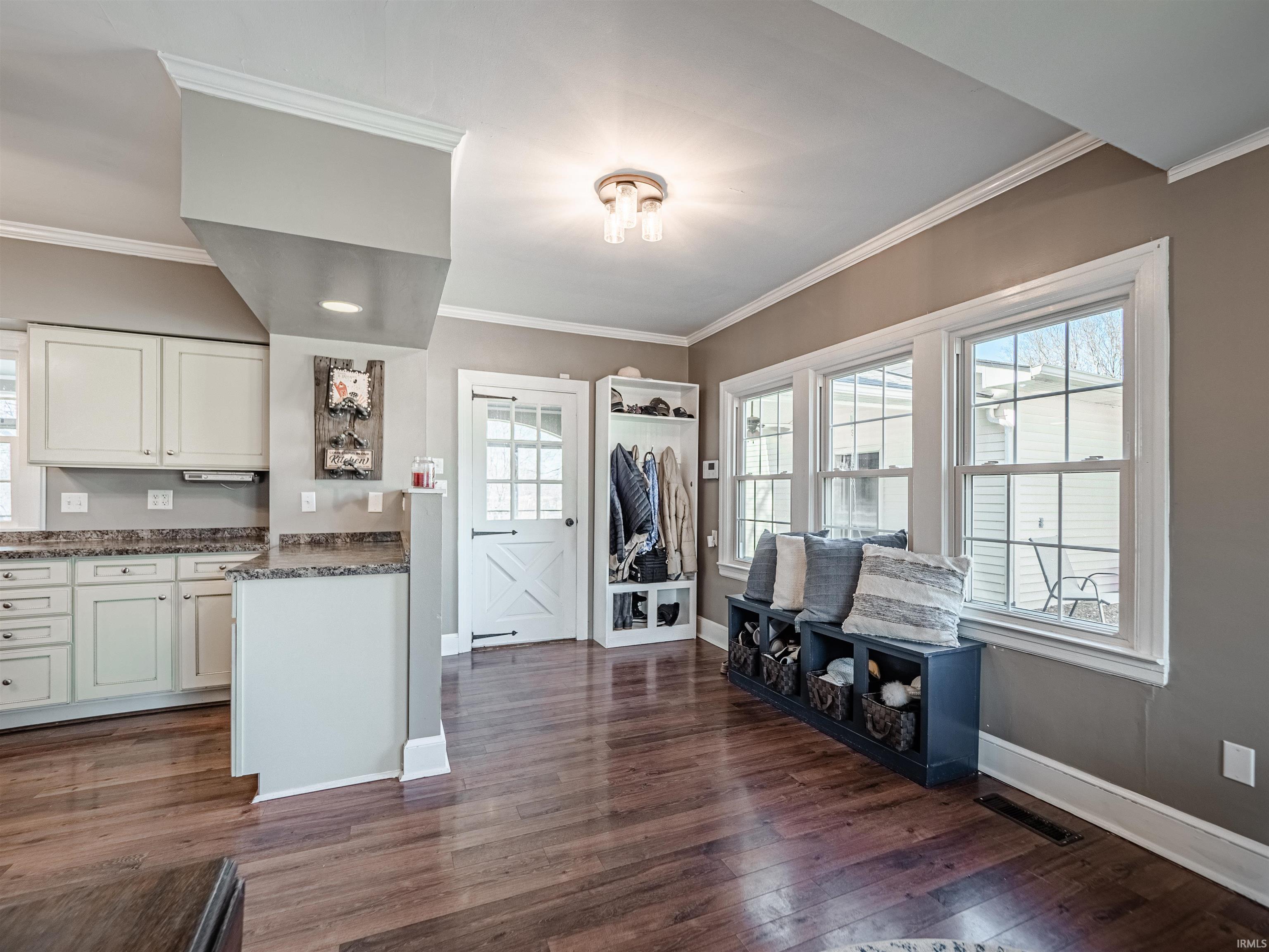 3600 Kansas Road Evansville, IN 47725 - Photo 7 of 36 Gallery Image 7