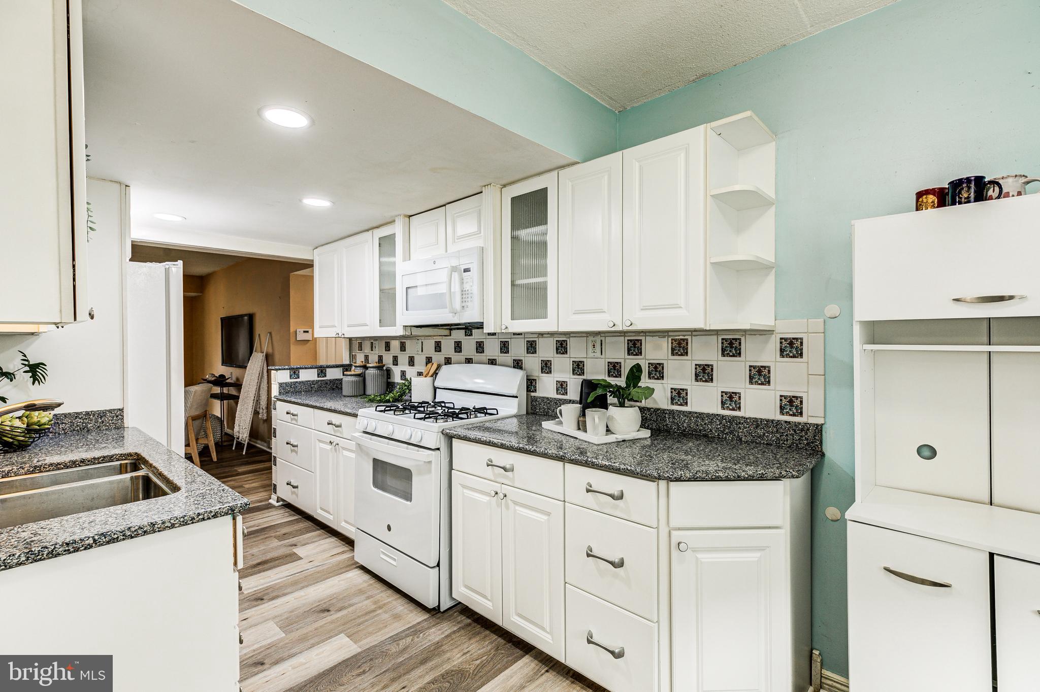 5236 West Running Brook Road, Unit 101 Columbia, MD 21044 - Photo 8 of 35