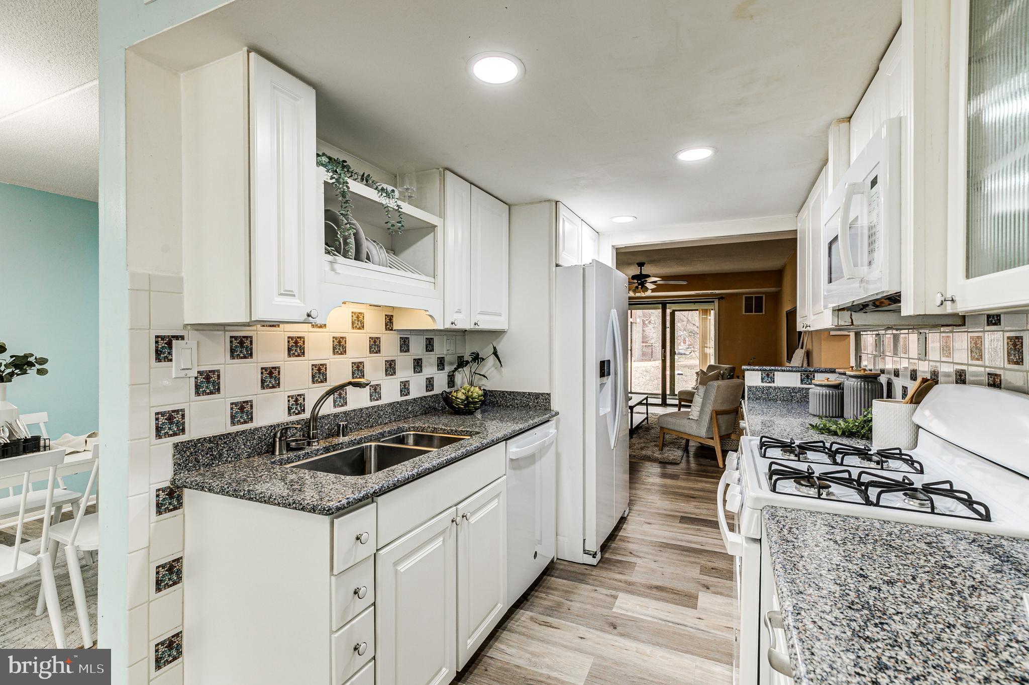 5236 West Running Brook Road, Unit 101 Columbia, MD 21044 - Photo 9 of 35