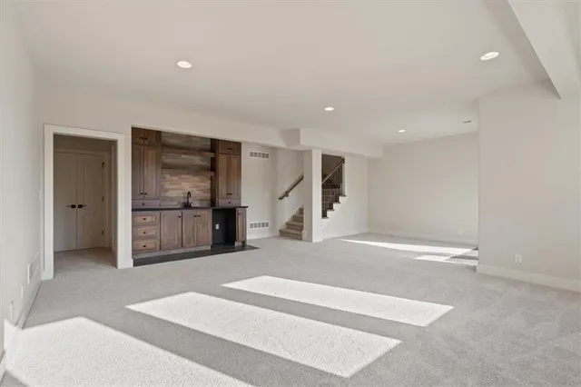 $633,800 | 2233 Southwest Crown Drive, Lee's Summit, MO 64082