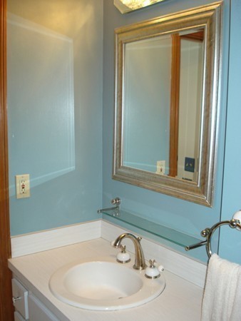 13 Circuit Road Dedham, MA 02026 - Photo 7 of 26 Gallery Image 7